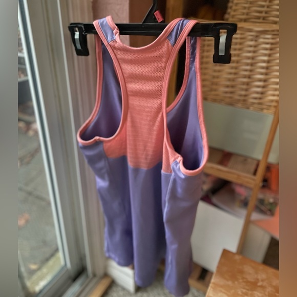 ⚡️2/$20 NIKE Womens athletic workout top - Picture 4 of 5